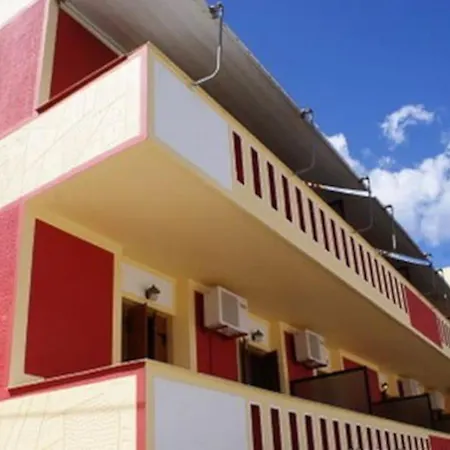 Appartement Enelladi *