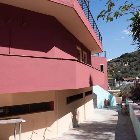 Enelladi Appartement *