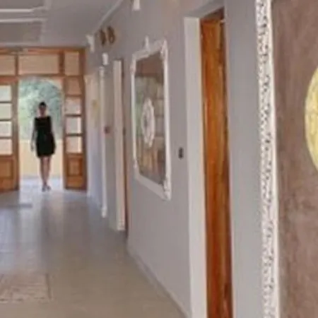 Enelladi Appartement *